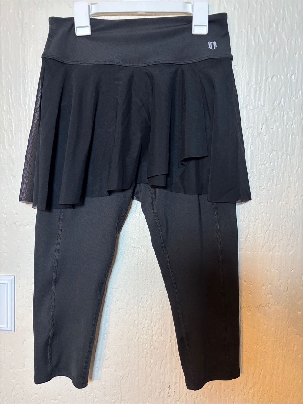 EleVen by Venus Williams Outskirt Capri Leggings Women Size Medium